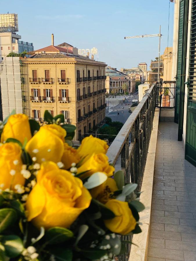 Politeama Suite In The Heart Of The City Палермо Екстер'єр фото